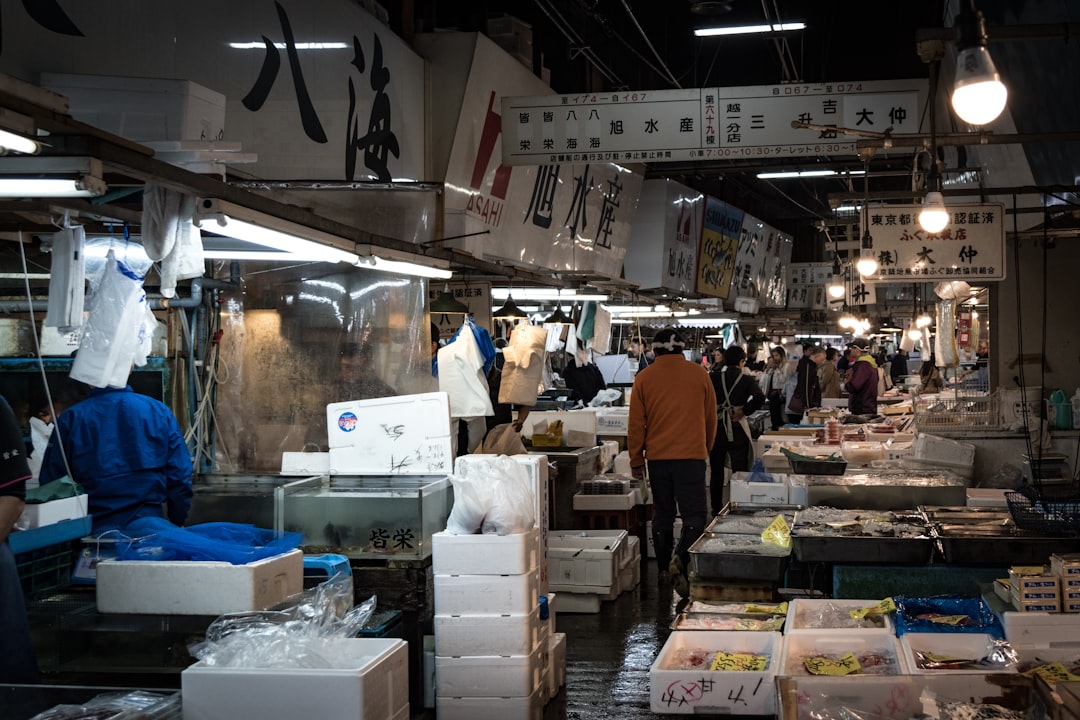 Must-Try Foods on Your Tsukiji Food Tour