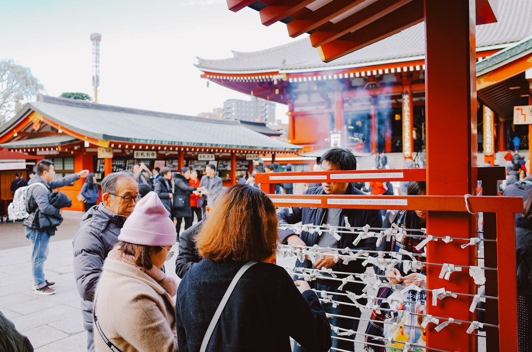 Crowd Management Strategies for Photographers