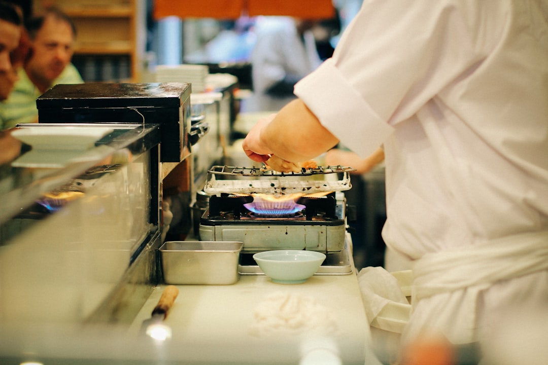 What to Expect Inside the Class: A Blow-by-Blow for the Serious Cook